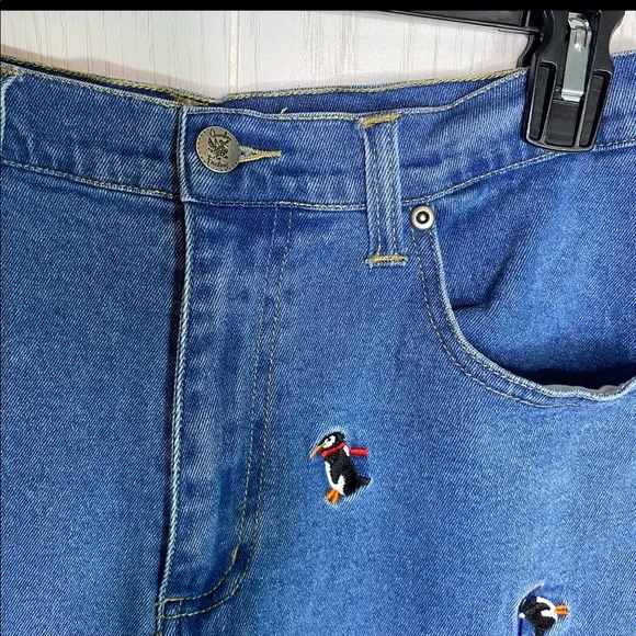 Vintage Embroidered Penguin High Rise Jeans by Quacker Factory 26/27” Waist - Picture 6 of 13